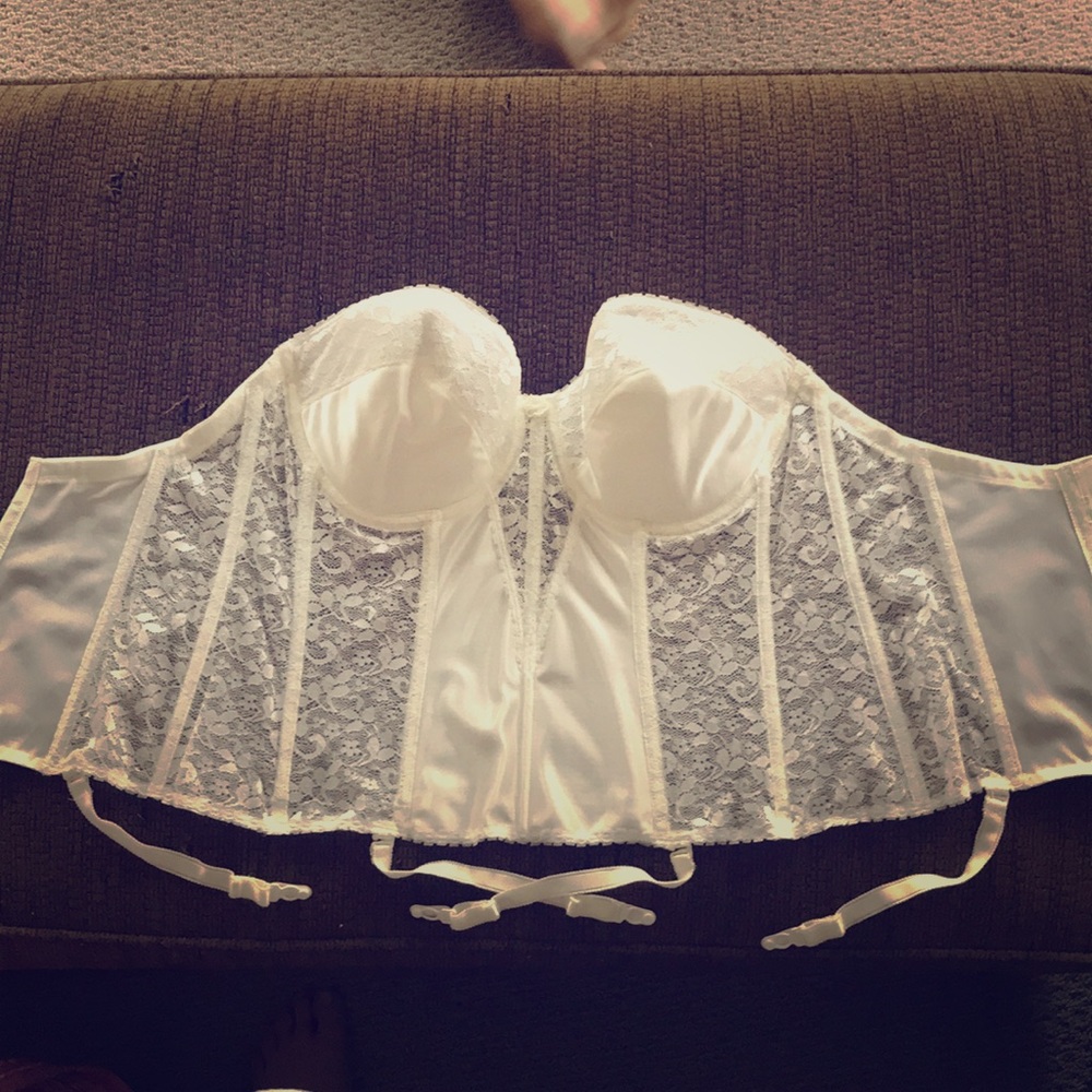 Bridal bust